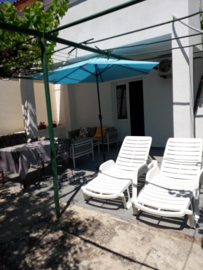 Apartments Alen พูลา ภายนอก รูปภาพ