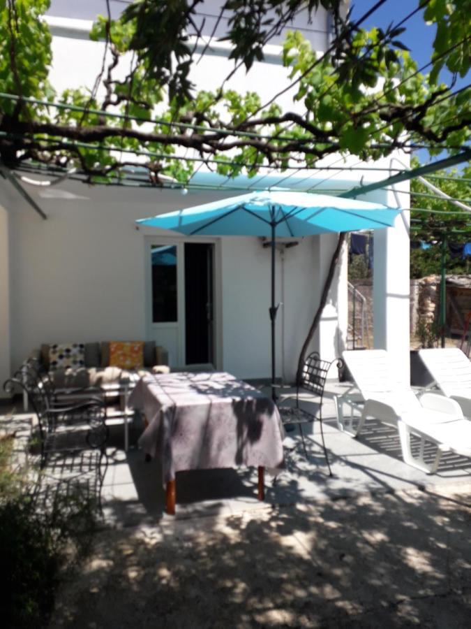 Apartments Alen พูลา ภายนอก รูปภาพ